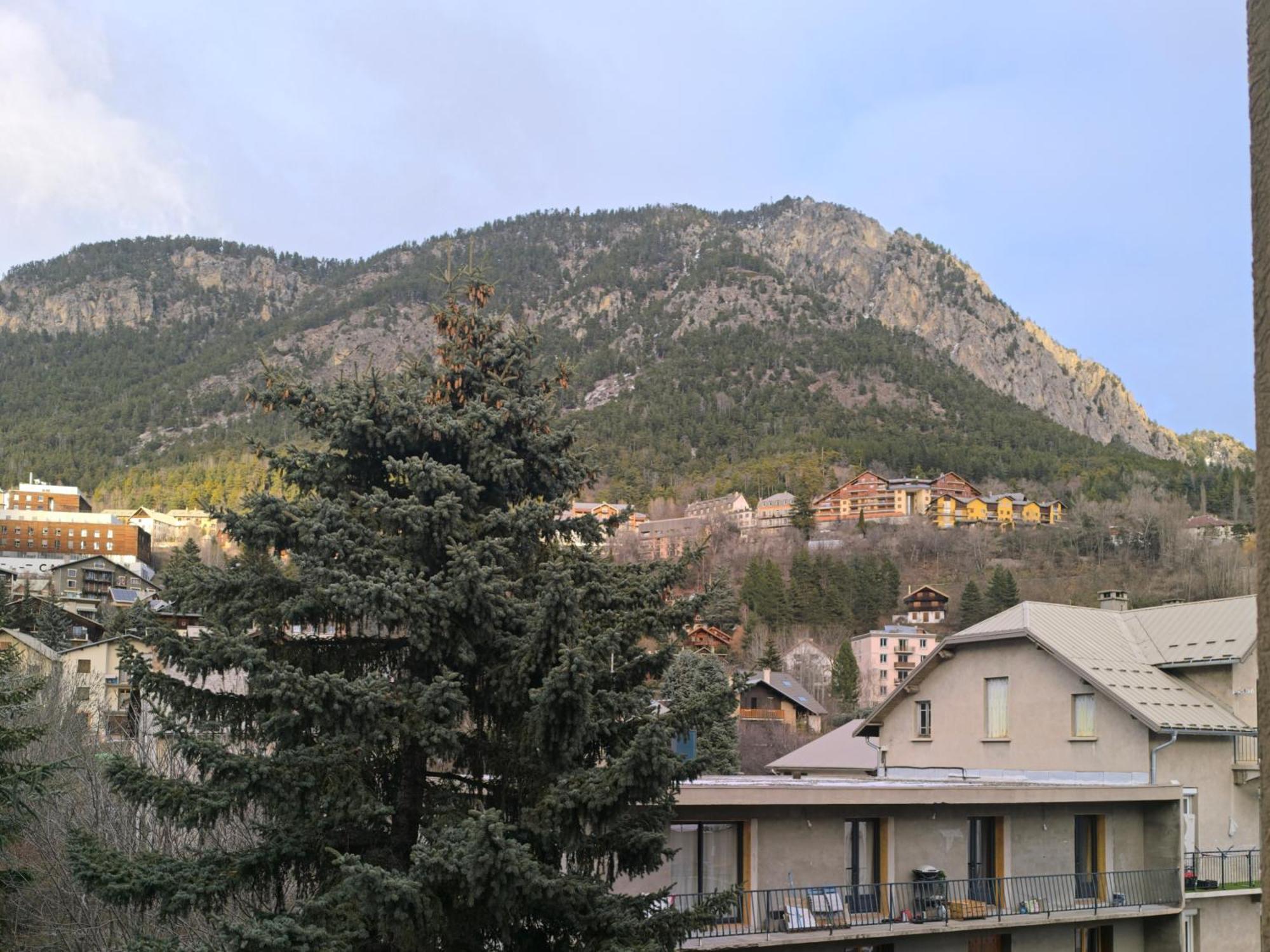 T2 Cosy Proche Des Pistes Apartment Briancon  Exterior photo
